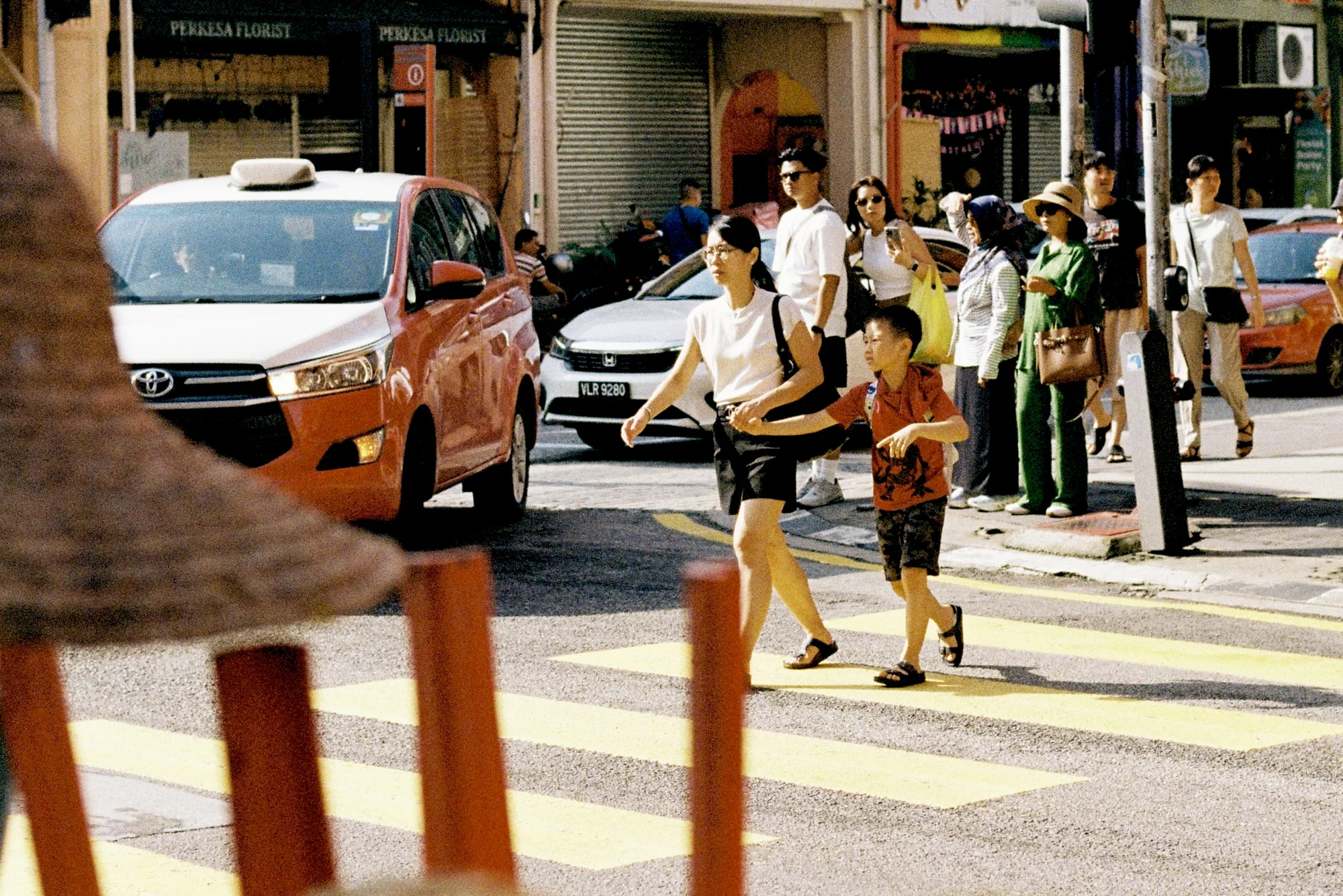 Muhammad Waie, shot on Lomo Color 100
